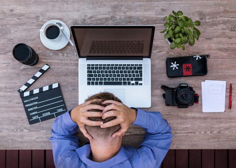 Navigating the Job Market During Economic Uncertainty: Challenges and Tips for Job Seekers